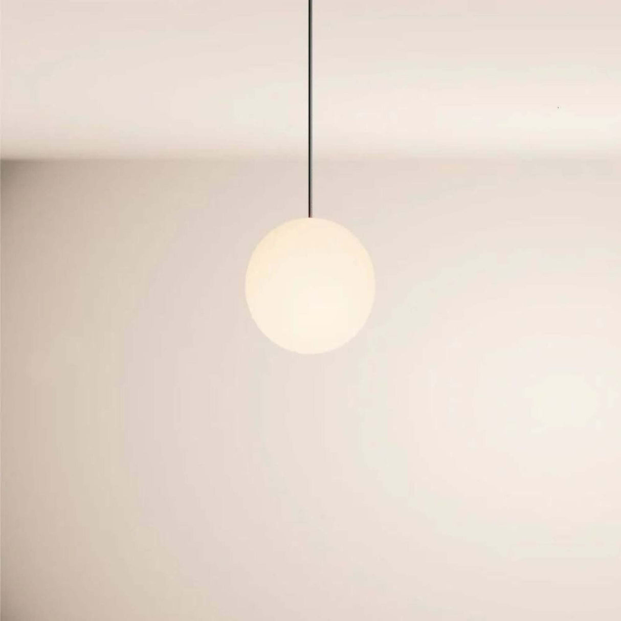 s.luce Orb Cluster Glas-Hängelampe 3-flammig 3x20cm in modernem design, ideal für Wohnzimmer und Esstisch.