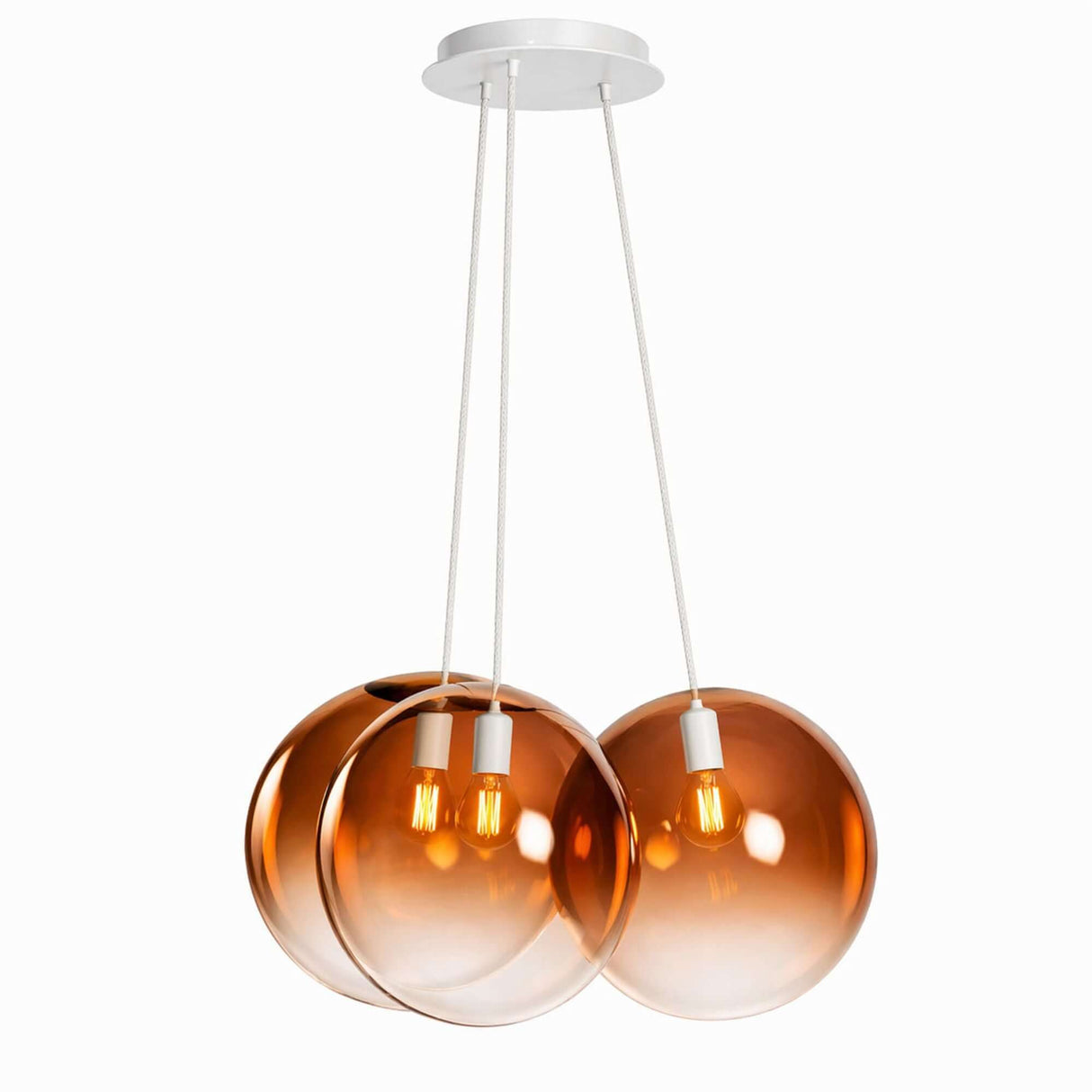 s.luce Orb Cluster Glas-Hängelampe 3-flammig 3x20cm mit drei kupferfarbenen Glaskugeln in eleganter Anordnung.