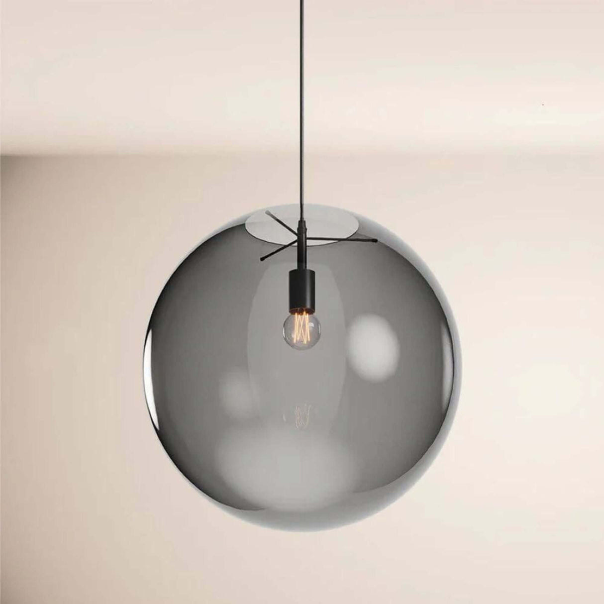 s.luce Orb Cluster Glas-Hängelampe 7-flammig 7x50cm in elegantem Design mit mundgeblasenem Glas für moderne Wohnräume.