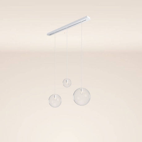 s.luce Orb Esstisch-Hängelampe 3-flammig 120cm Ø 20/30/40 mit drei Glaskugeln für modernes Wohndesign.