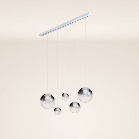 s.luce Orb Esstisch-Hängeleuchte 5-flammig 160cm modernes Design mit schwebenden Kugeln.