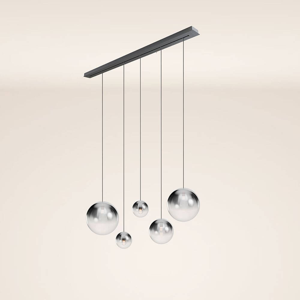 s.luce Orb Esstisch-Hängeleuchte 5-flammig 160cm mit schimmernden Kugeln in modernem Design