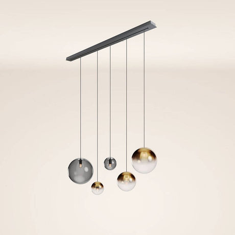 s.luce Orb Esstisch-Hängeleuchte 5-flammig 160cm in modernem Design mit schwebenden Lampen.