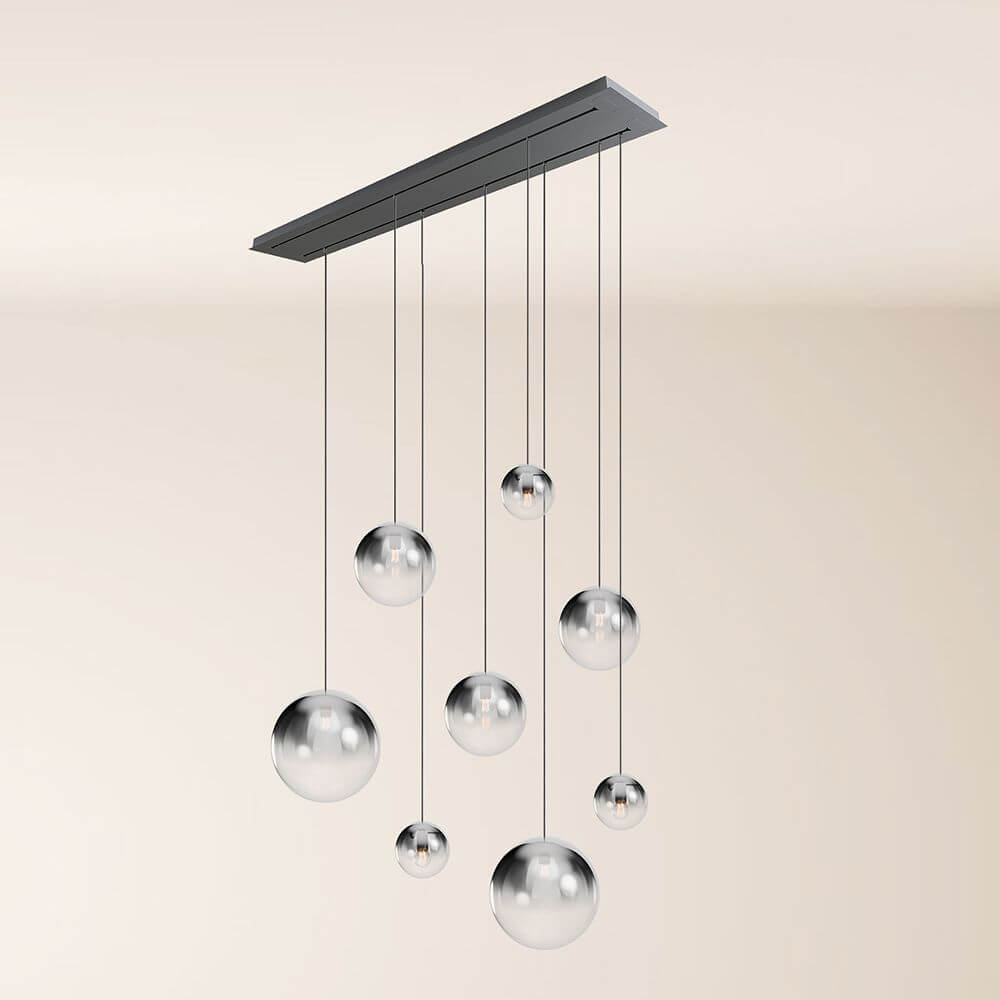 s.luce Orb Esstischleuchte 8-flammig 160cm 2-reihig mit modernen Glas-Kugeln.