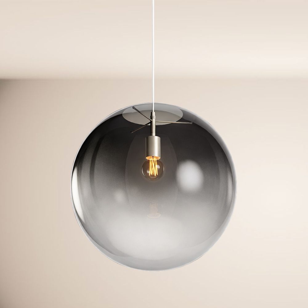 s.luce Orb Glaskugel Pendelleuchte Aufhängung 150cm Weiß in modernem Design mit elegantem Pendel.