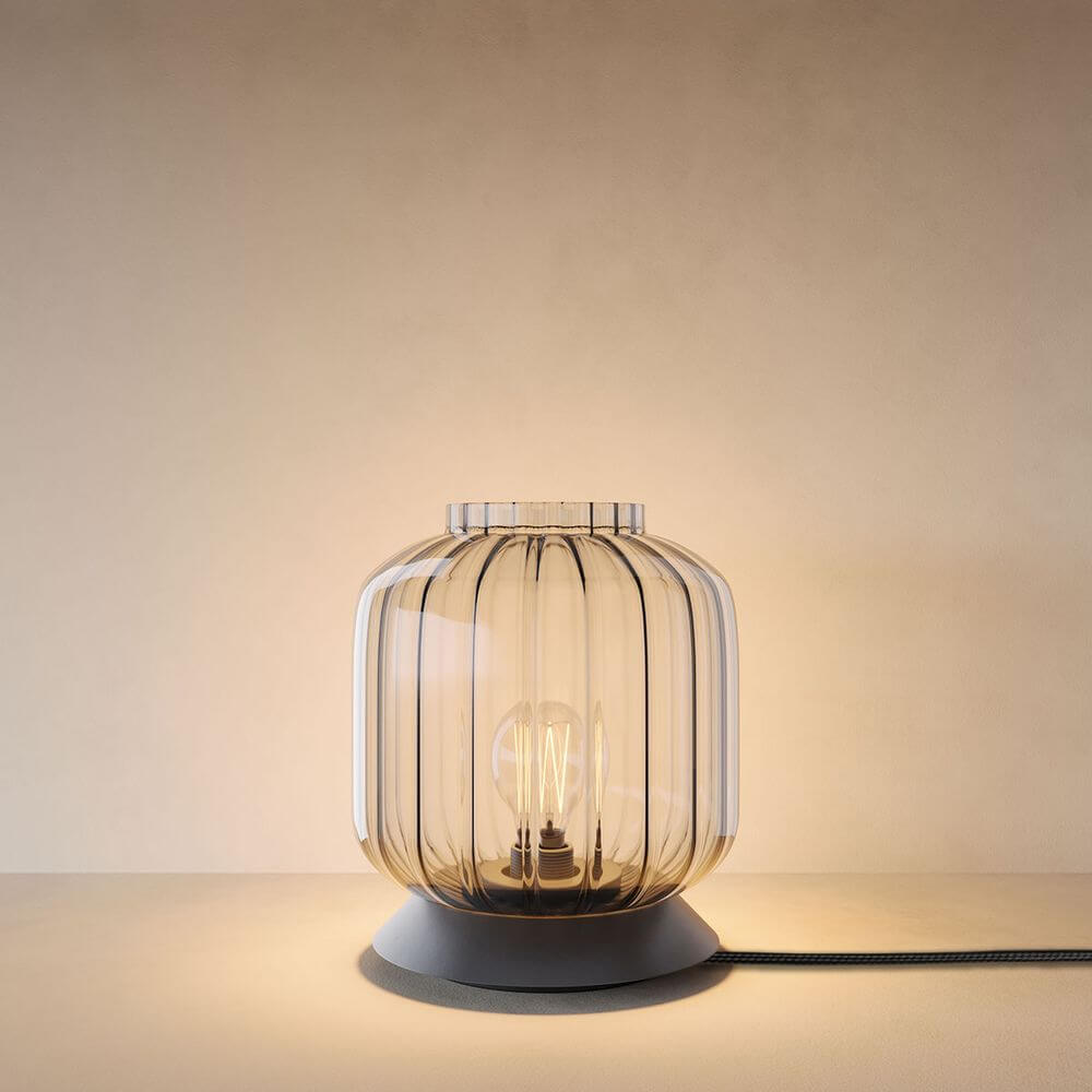 s.luce Velo bordslampa i glas med strömbrytare