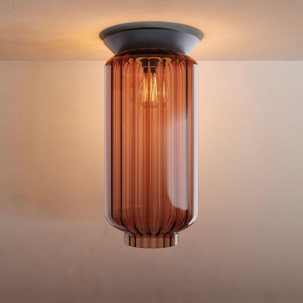 s.luce Velo Glas-Deckenleuchte E27 in eleganter Cognacfarbe für stilvolle Raumbeleuchtung.