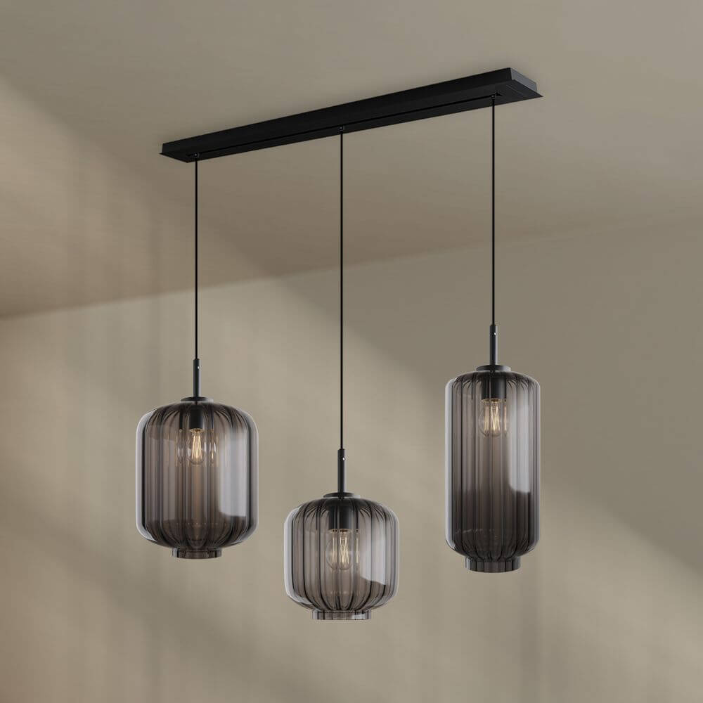 s.luce Velo Esstisch-Hängelampe 3-flammig 120cm Ø 18/20/25cm mit drei mundgeblasenen Glasleuchten.