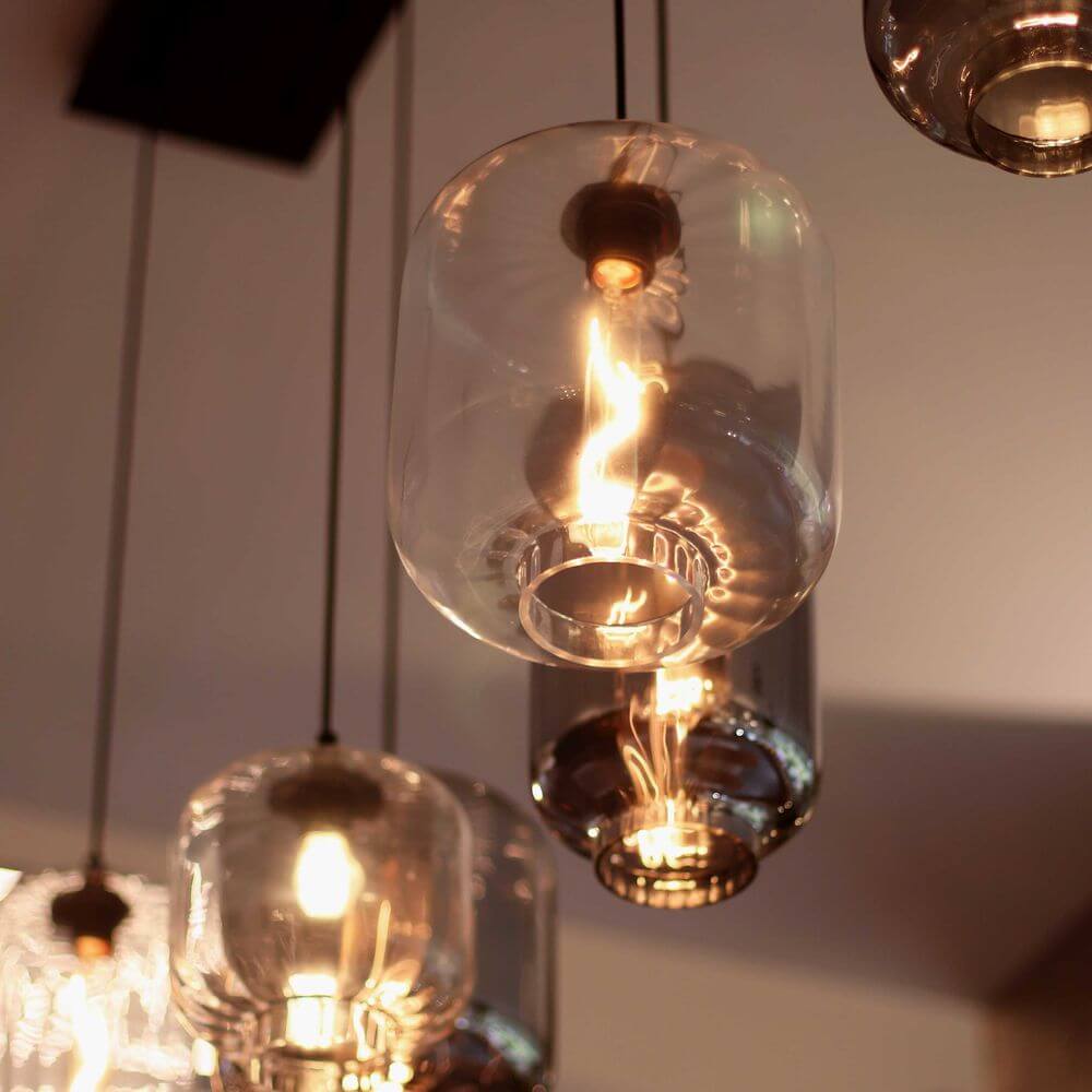 s.luce Velo Esszimmerlampe 12-flammig 200cm 3-reihig Ø 18/20/25cm - Pendelleuchten aus mundgeblasenem Glas