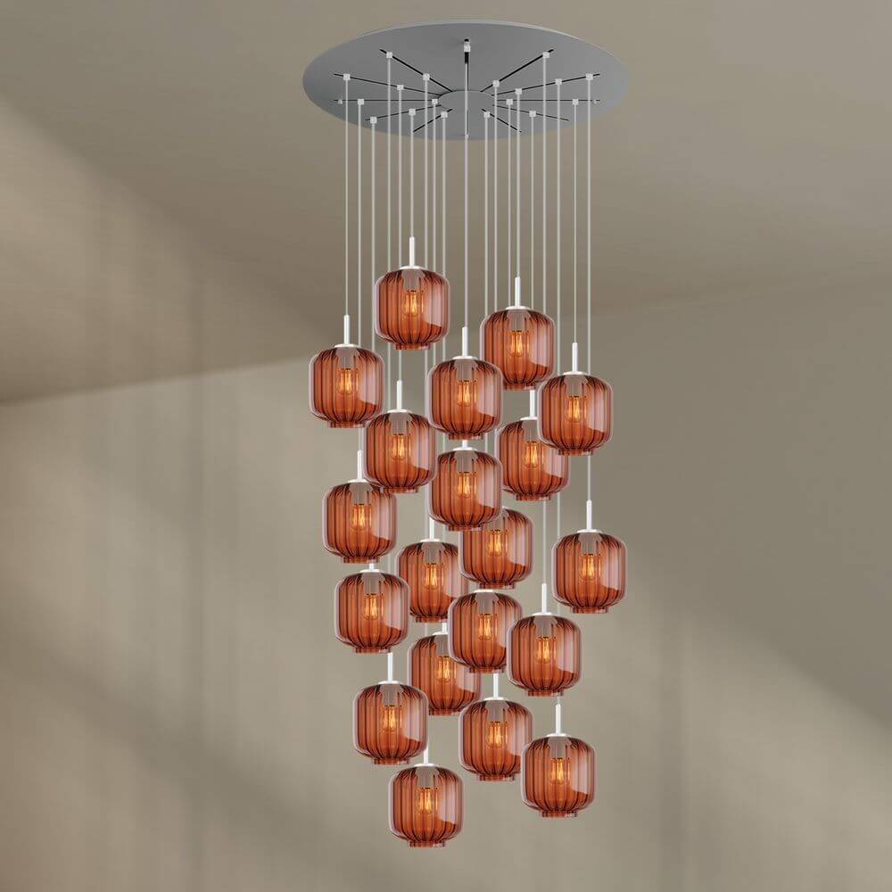 s.luce Velo Galerieleuchte 20-flammig Ø 120cm Baldachin Ø 20cm mit hangenden Glas-Pendelleuchten in edlen Farben.