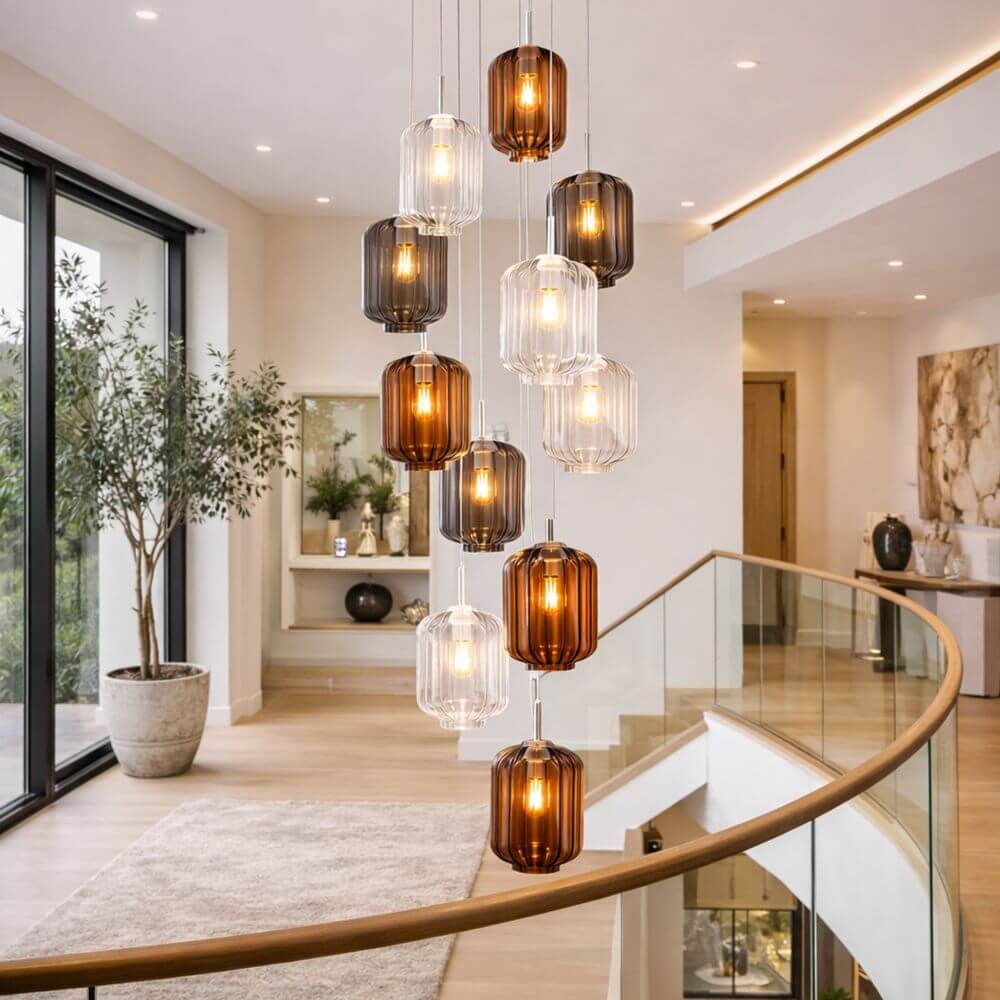 s.luce Velo Glas-Pendelleuchte Aufhängung 150cm Weiß in modernen Farben im eleganten Innenraum.