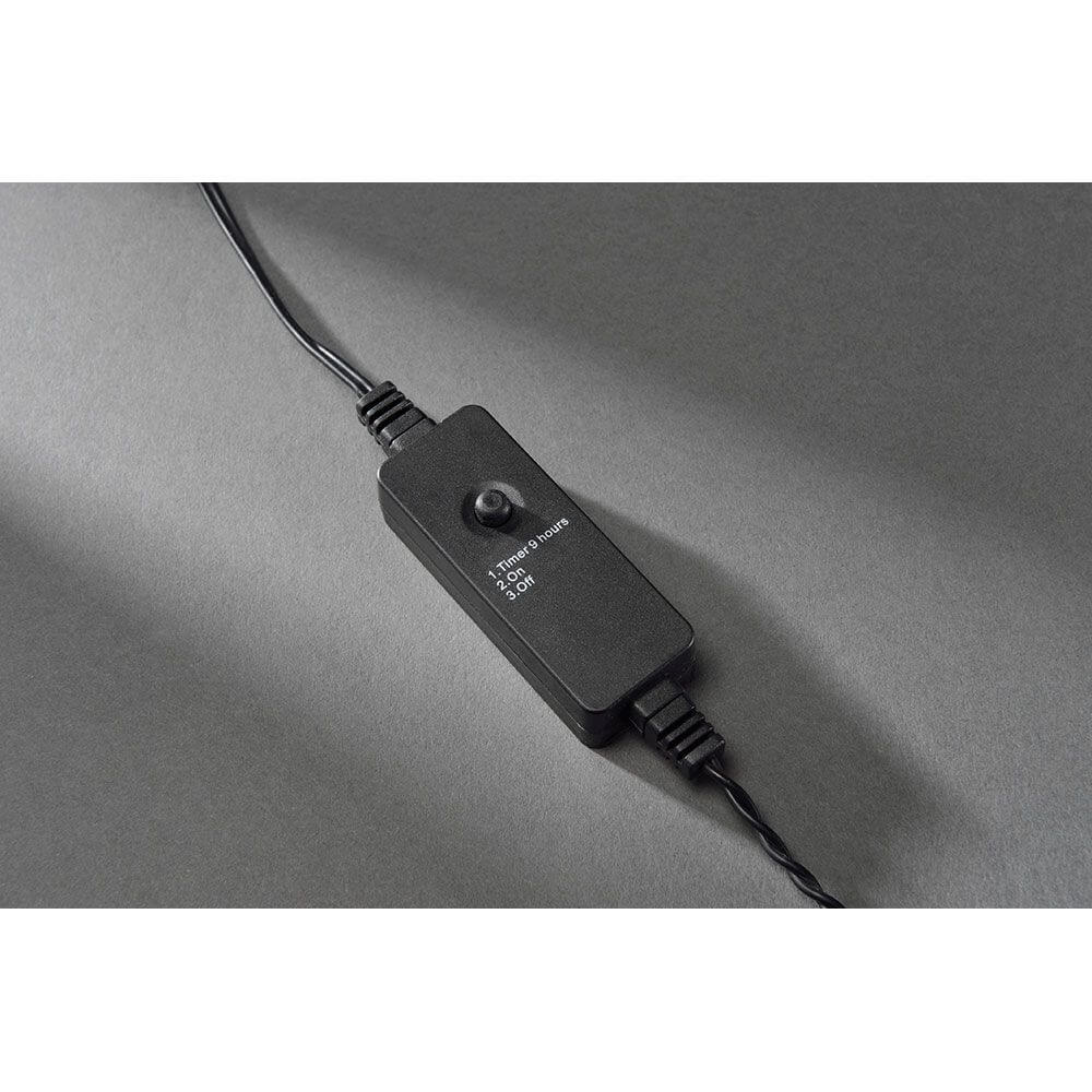 31m Micro LED Lichterkette mit 9h Timer IP67 120 Warmweiße Dioden IP44 Steuerungselement auf schwarzem Hintergrund