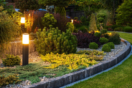 Den Garten mit Beleuchtung in Szene setzen