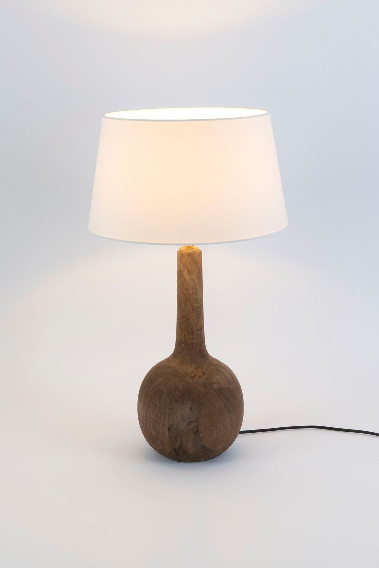 Tischlampe Vezzana Mangoholz Ecru mit Schirm Rund Ø 32cm
