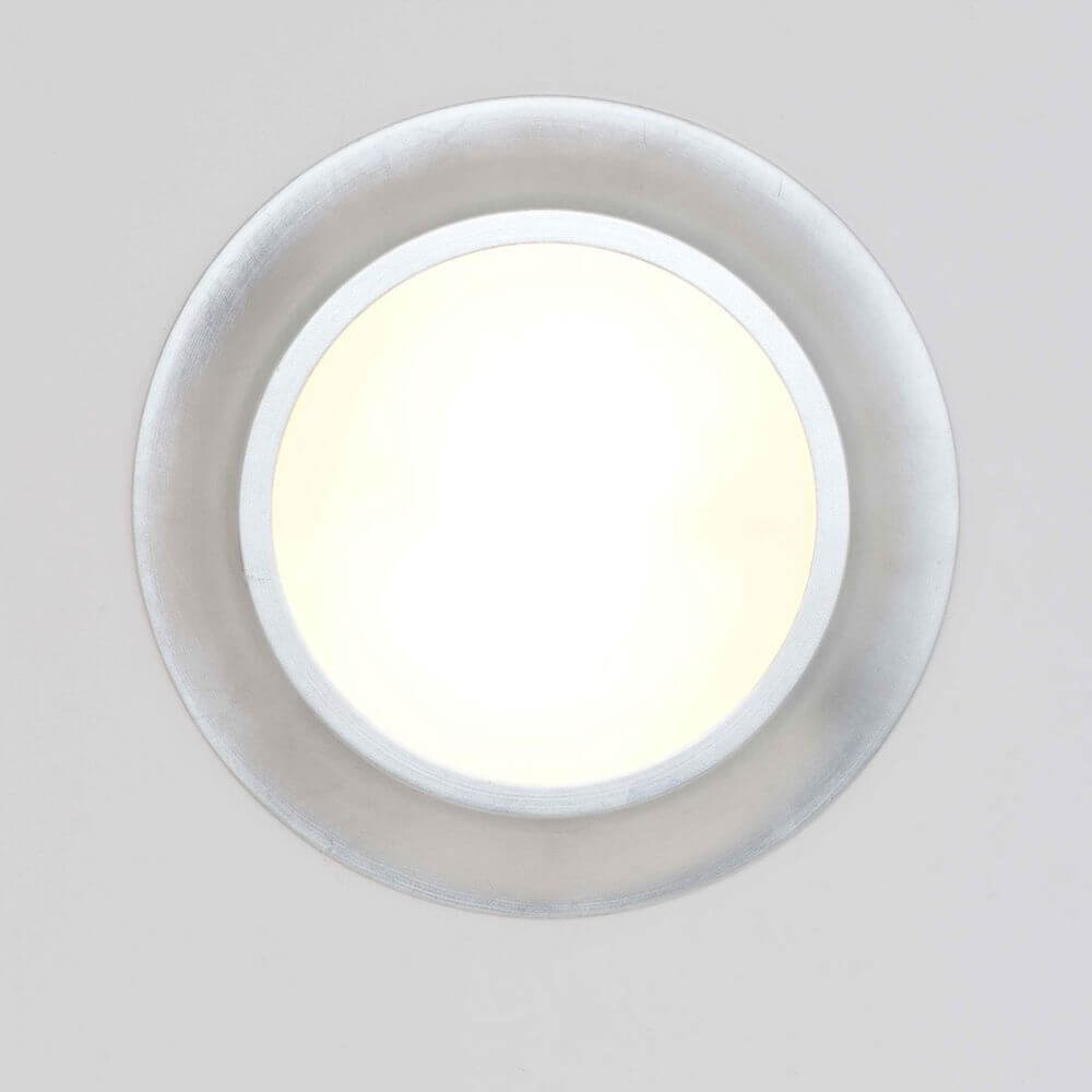 Wandleuchte 2-flammig Spettacolo Keramik Silber für moderne Innenräume, elegante Lichtquelle in Silber.
