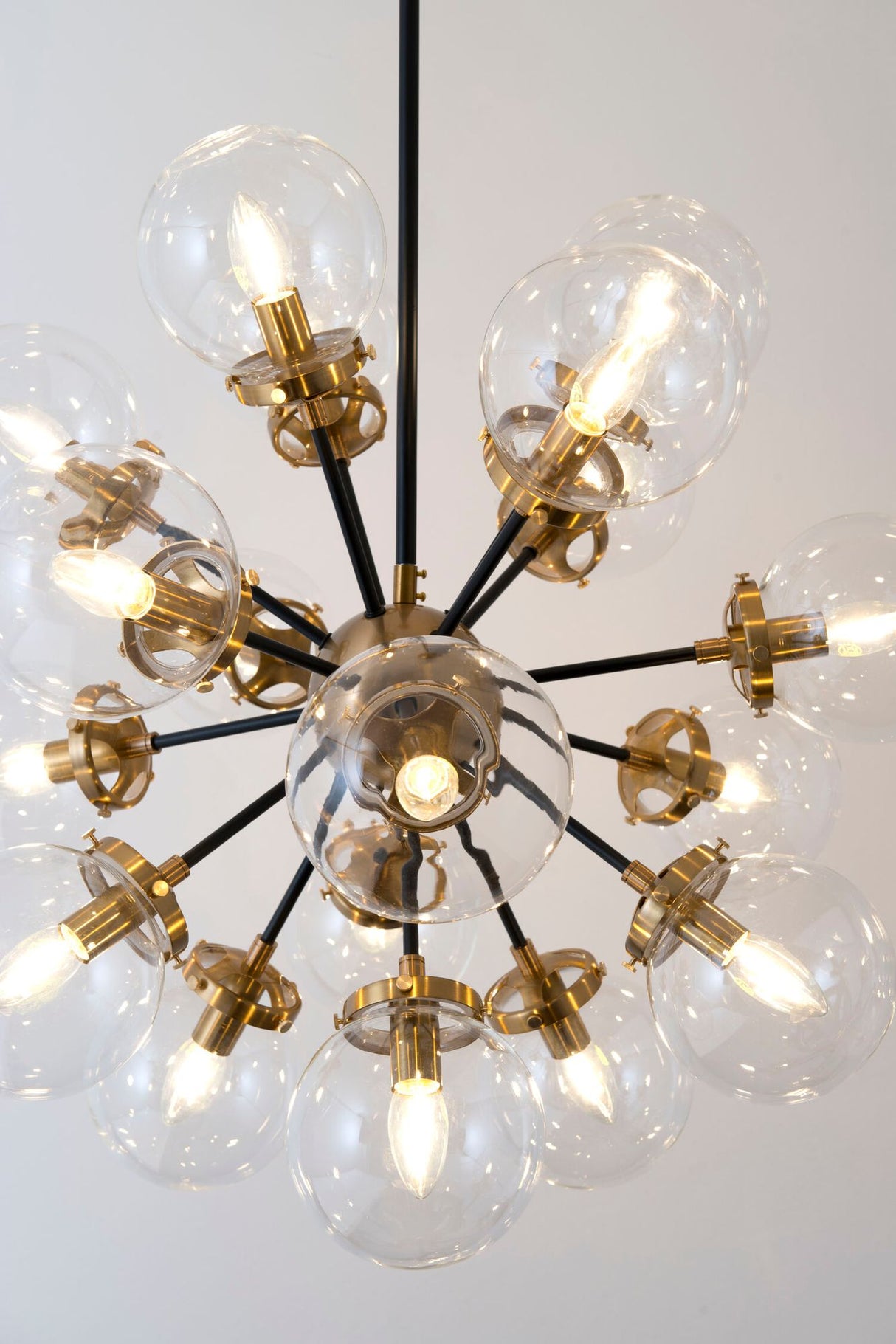 Lampada a sospensione Moltiplicatore a 18 luci vetro ottone 