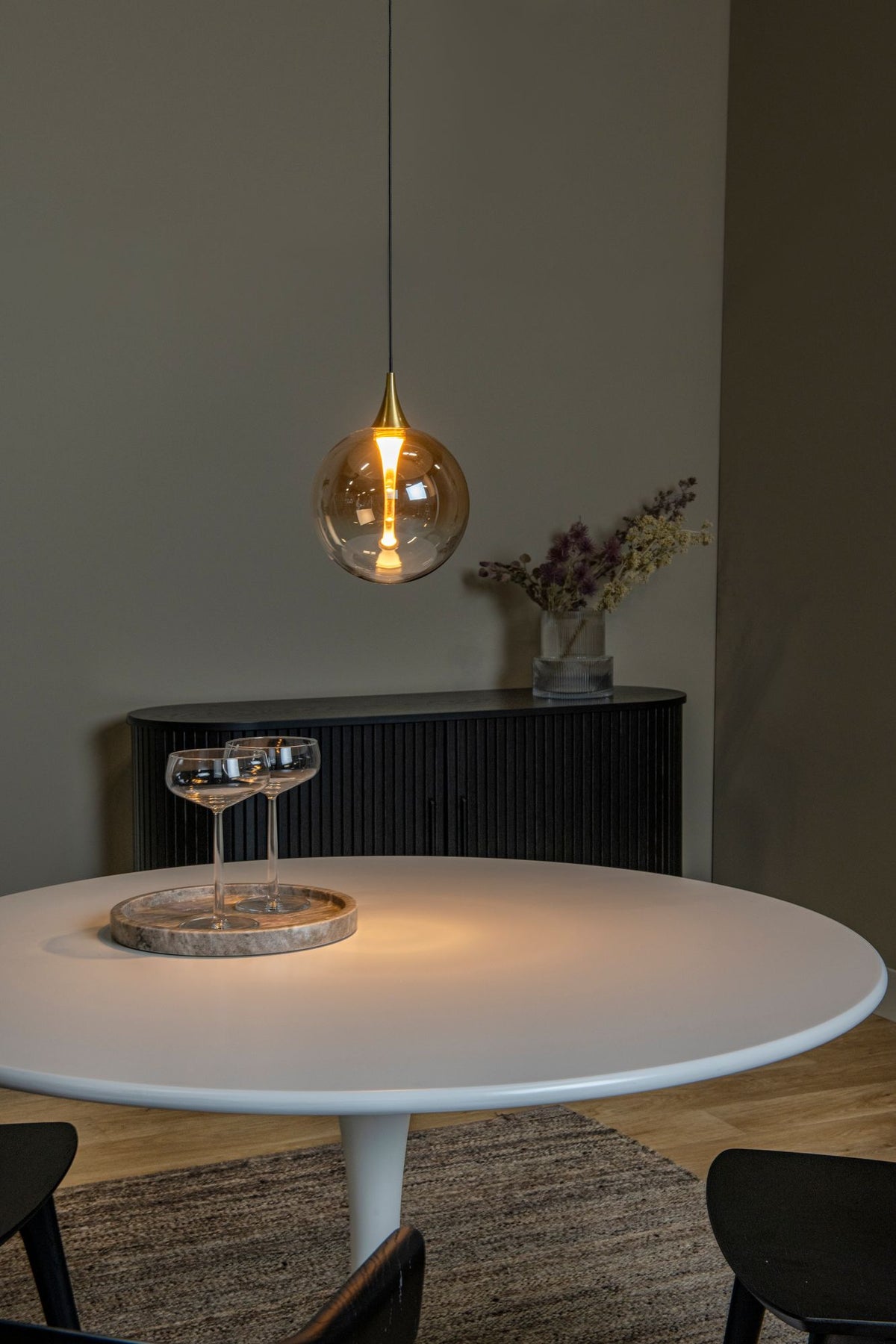 LED-Pendelleuchte Gisela dimmbar Glasschirm Amber (1)