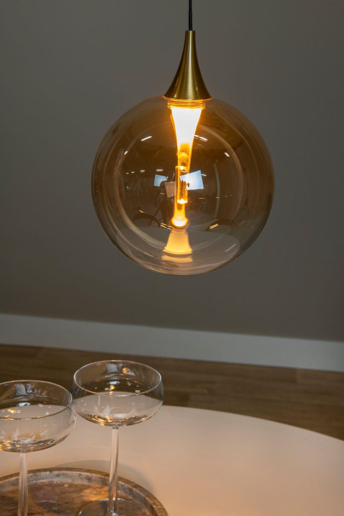 LED-Pendelleuchte Gisela dimmbar Glasschirm Amber (3)