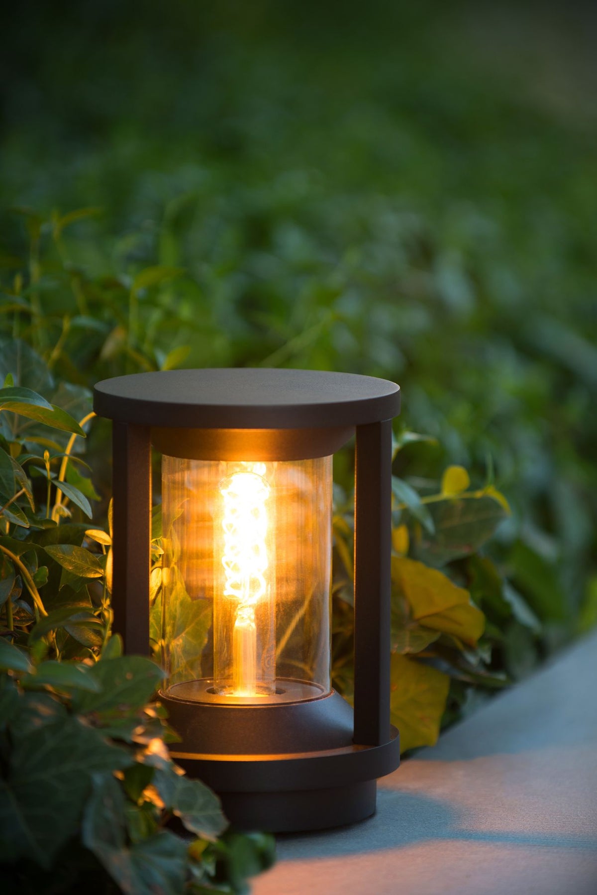 Lampa chodnikowa Cadix IP65 1-punktowa Czarny (3)