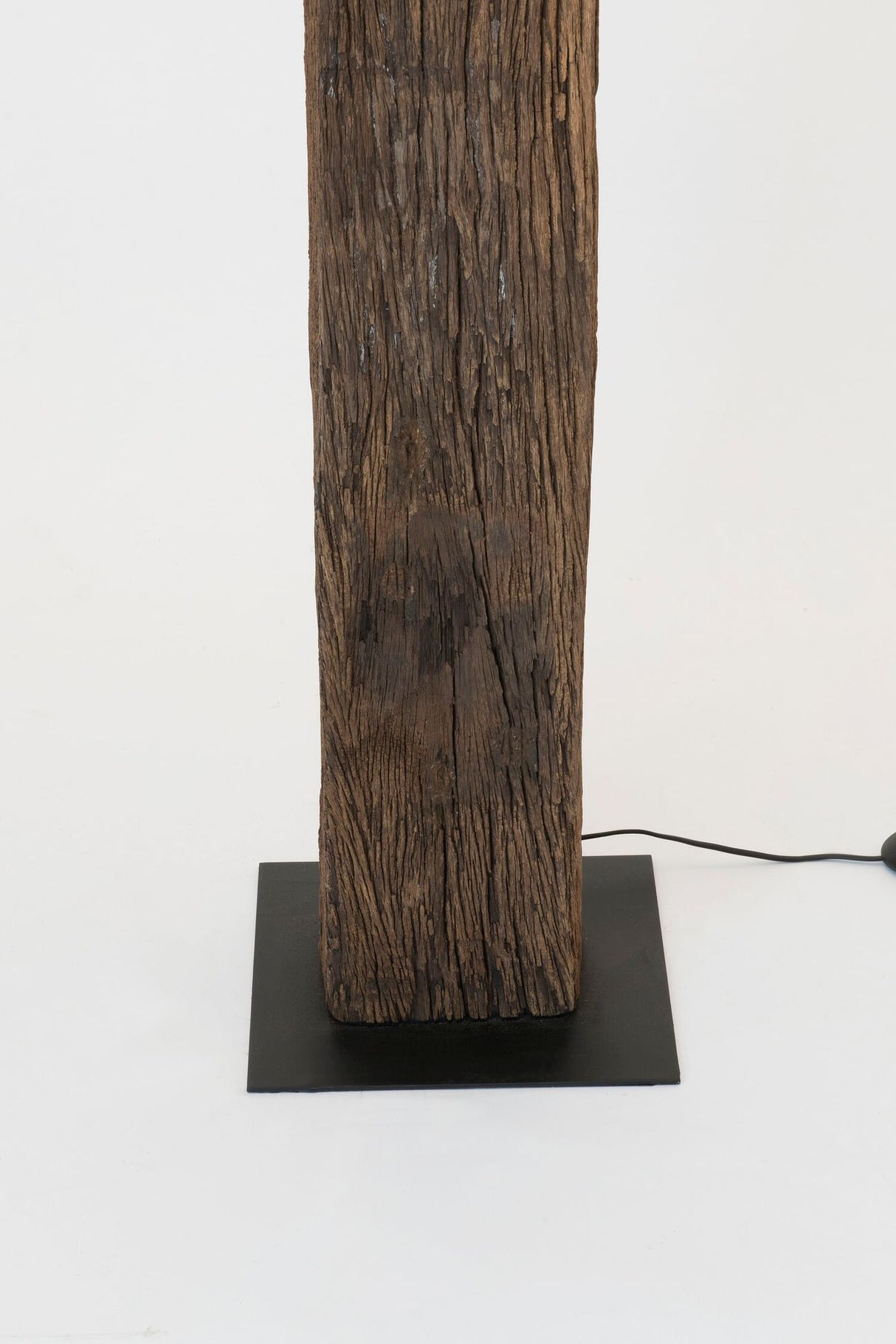 Gulvlampe Montecristo akacietræ med rund skærm 177 cm 