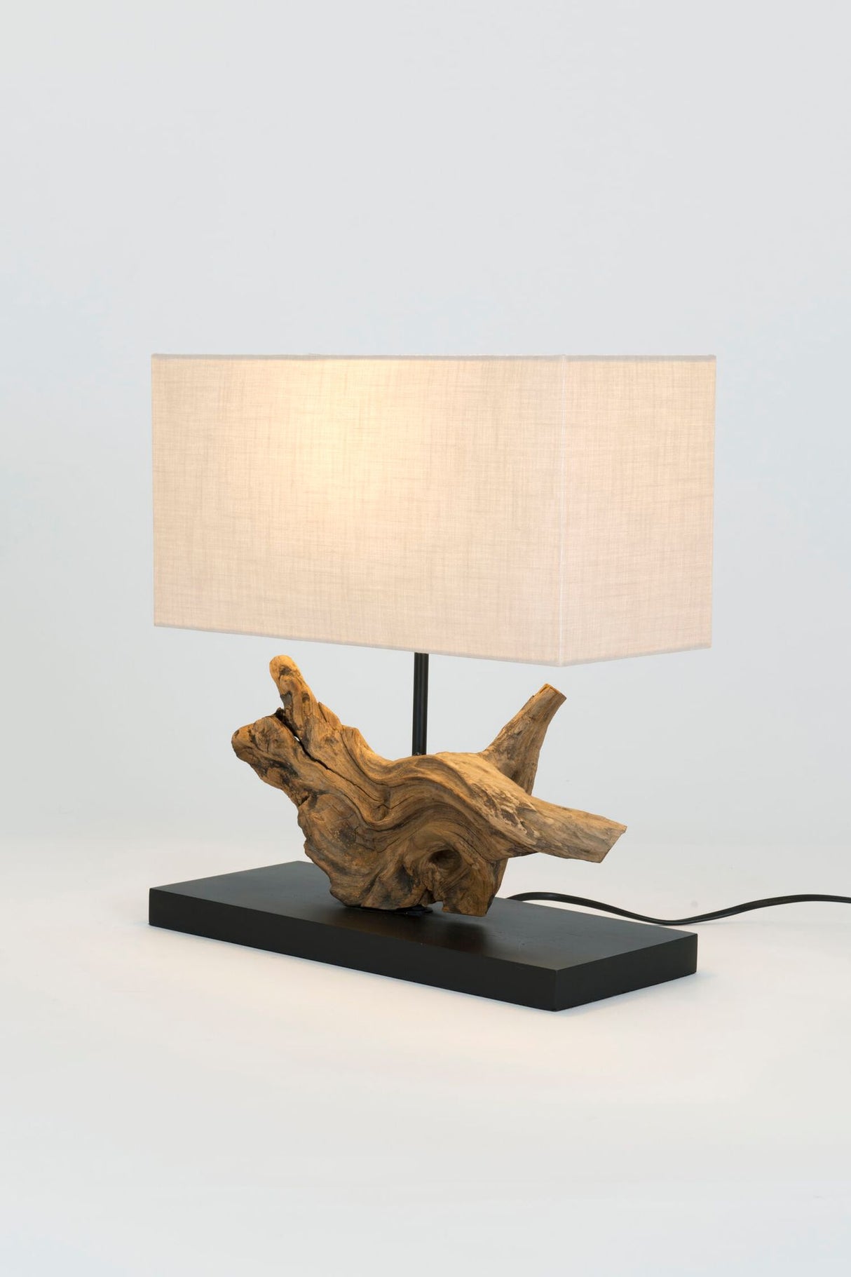 Bordlampe Lipari i akacietræ med rektangulær skærm 