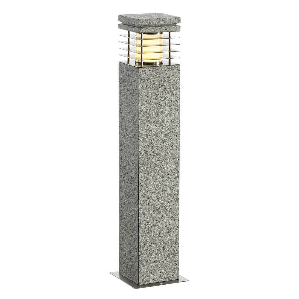 Arrock Granite 70 Stehleuchte Granit salt & pepper E27 max. 15W im Garten.