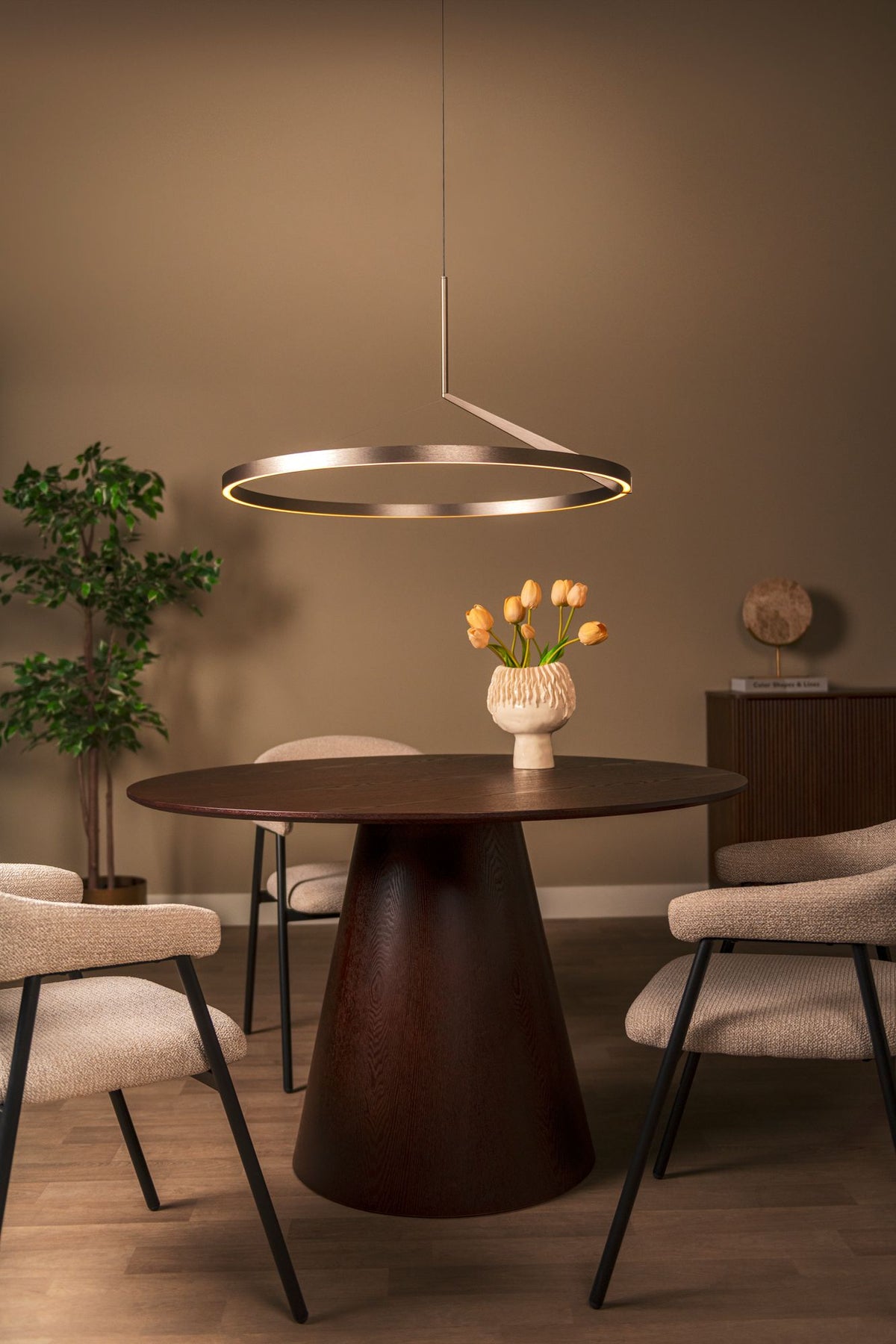 LED-Lampa wisząca Applause CCT z możliwością ściemniania i sterowaniem gestami Ø 80 cm (3)