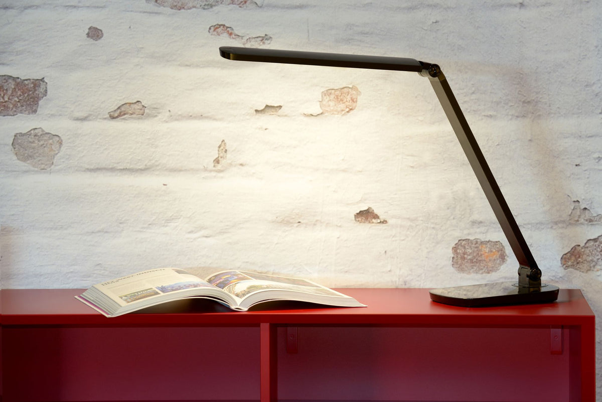 LED-Schreibtischleuchte Vario dimmbar mit CCT und Touchdimmer (4)