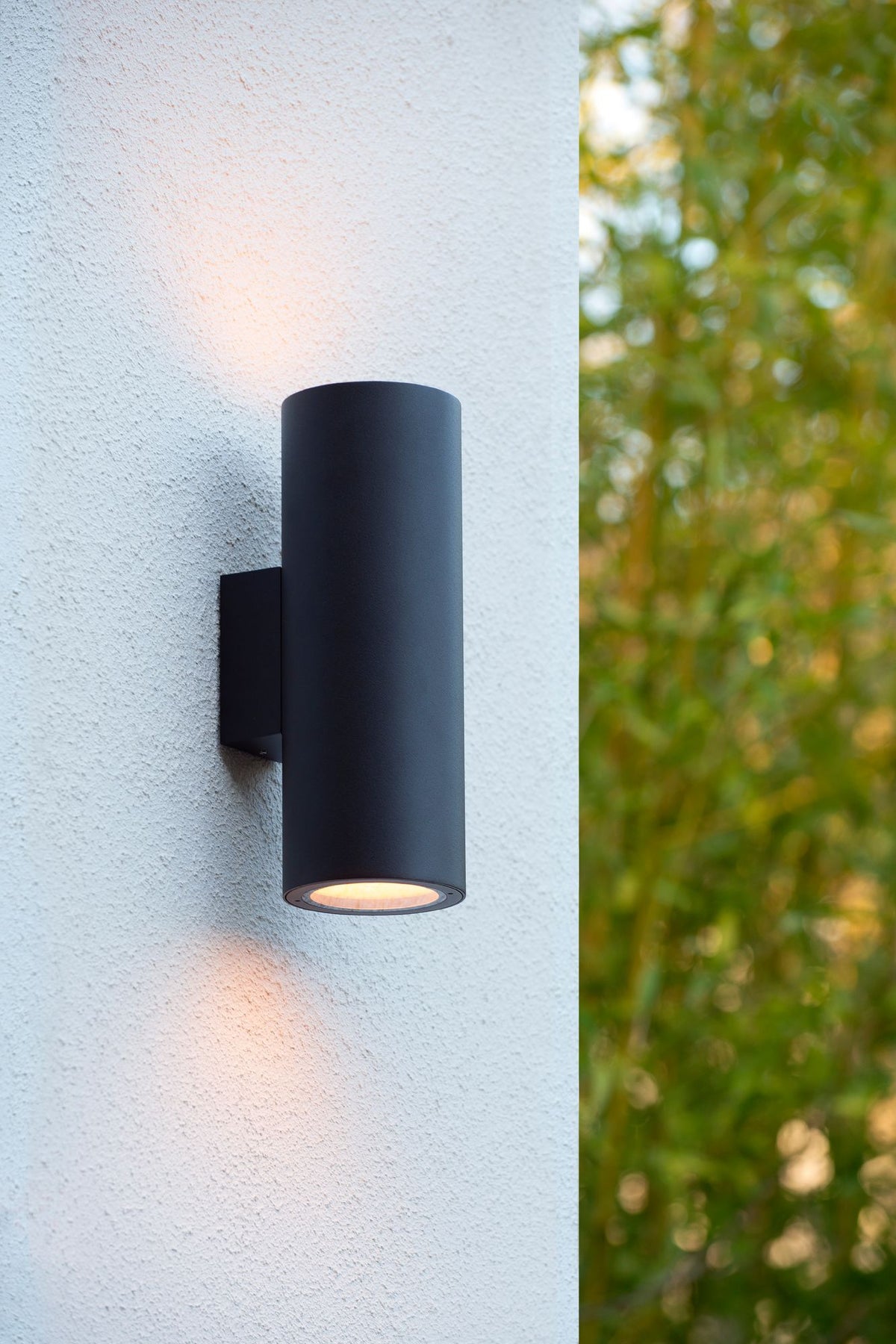 Außenwandstrahler Volantis 2-flammig Up & Down IP54 Schwarz (1)