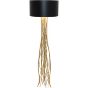 Lámpara de pie Capri Metal Dorado-Negro con láminas doradas y pantalla negra, elegante y moderna.