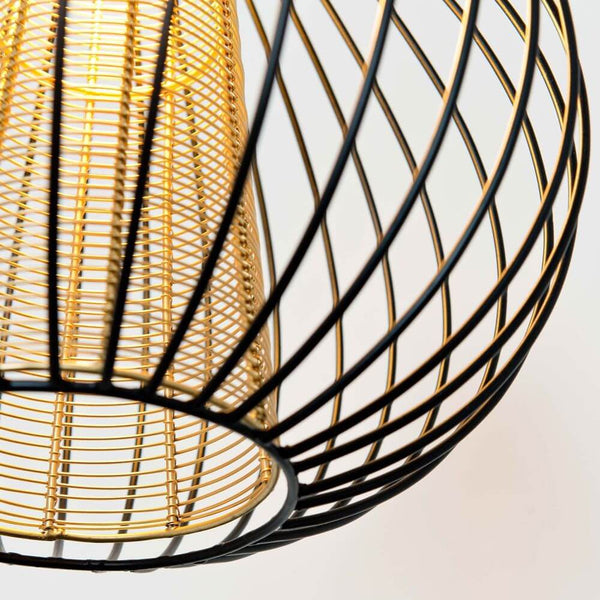 Pendelleuchte Capello Eisen Schwarz-Gold mit einem einzigartigen, eleganten Drahtdesign in Schwarz und Gold.