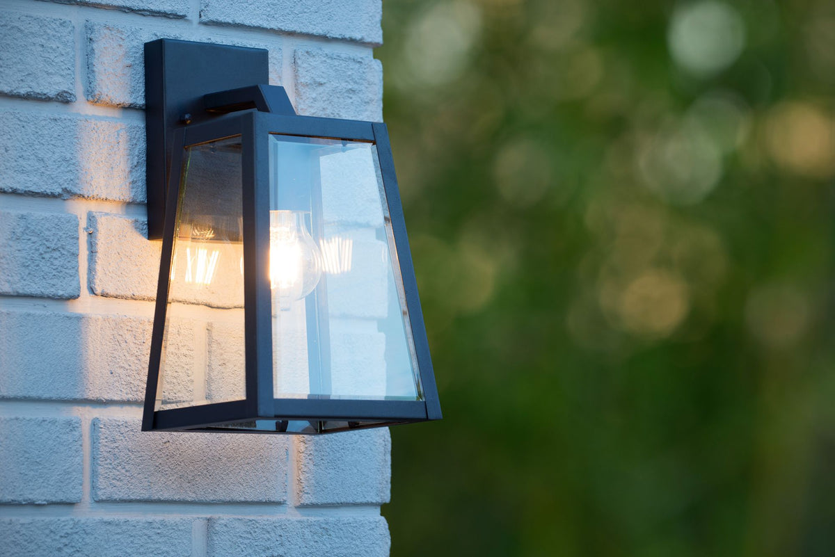 Matslot outdoor wall light country-style with glass shade 18cm black (3)