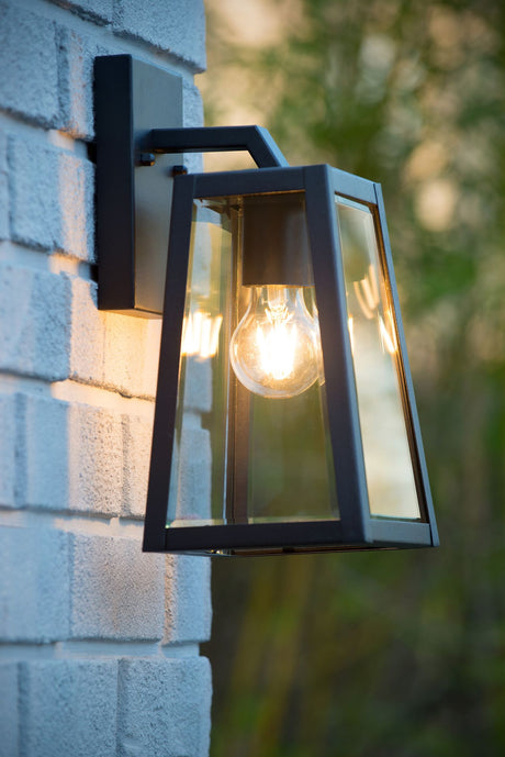 Außenwandleuchte Matslot Landhaus mit Glasschirm 18cm Schwarz (1)