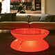 Moree Outdoor LED Tisch Lounge in leuchtendem Rot, perfekt für den Außenbereich mit Funk-Fernbedienung.