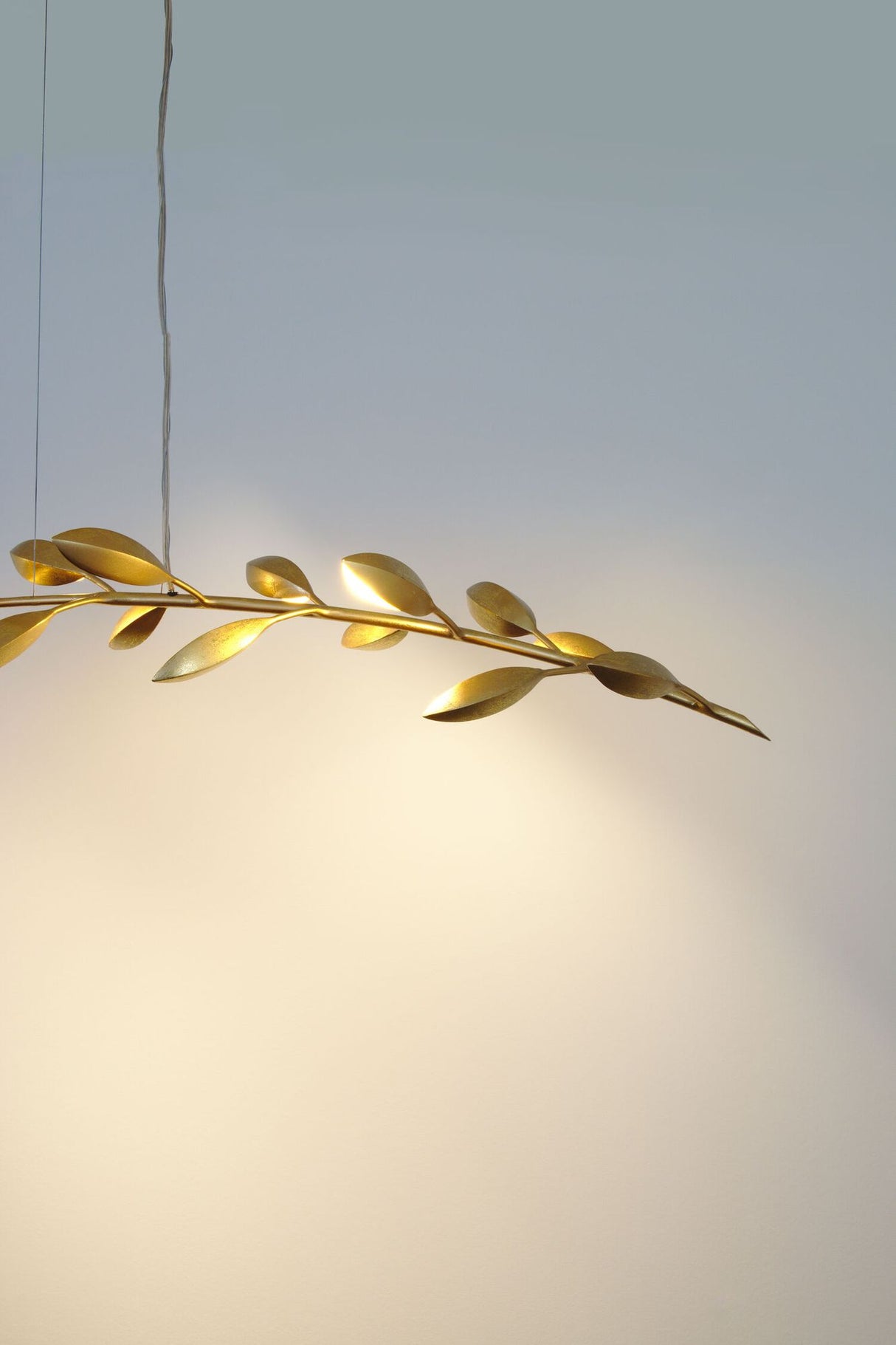 Pendelleuchte Riso 11-flammig 130x30cm Gold