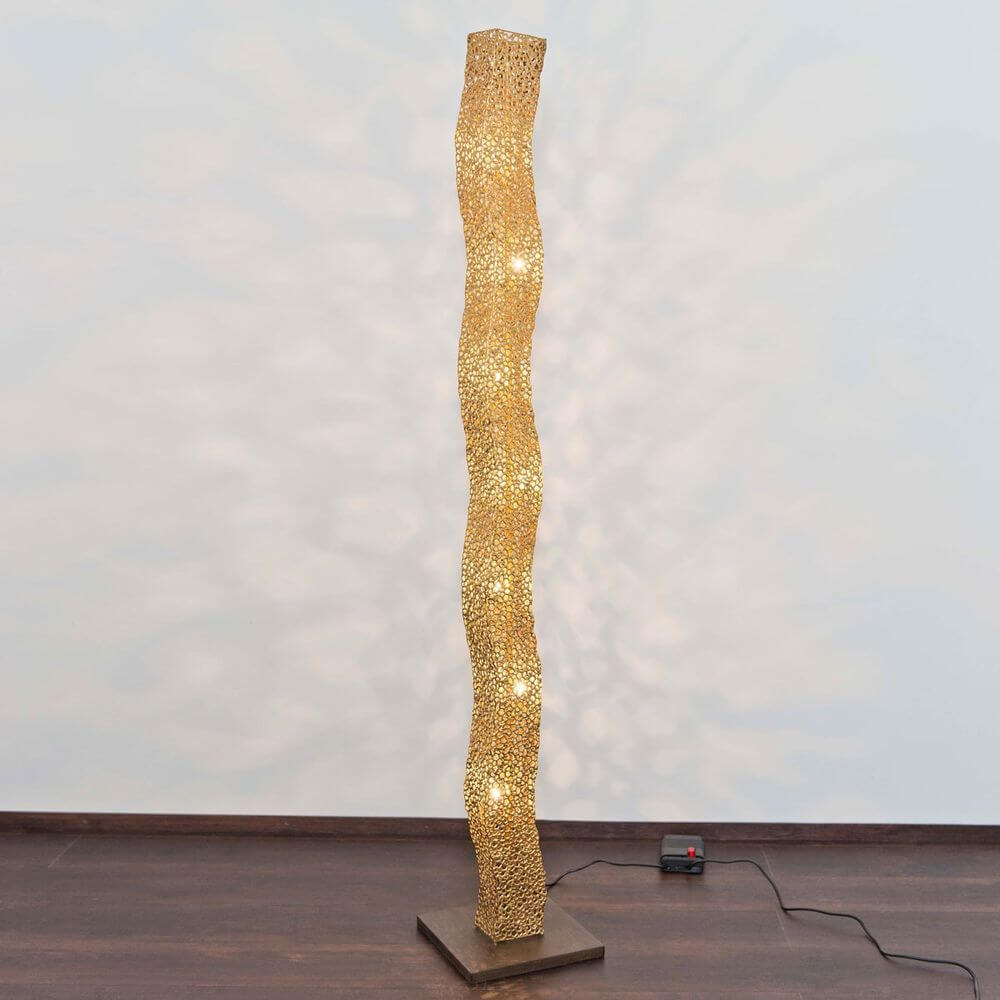 Stehleuchte 7-flammig Odissea Eisen Gold-Braun-Schwarz mit modernem Design und warmem Licht.