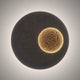 Wandleuchte Luna Rund Gross Eisen Braun-Schwarz-Gold in modernem Design mit strukturierter Oberfläche.