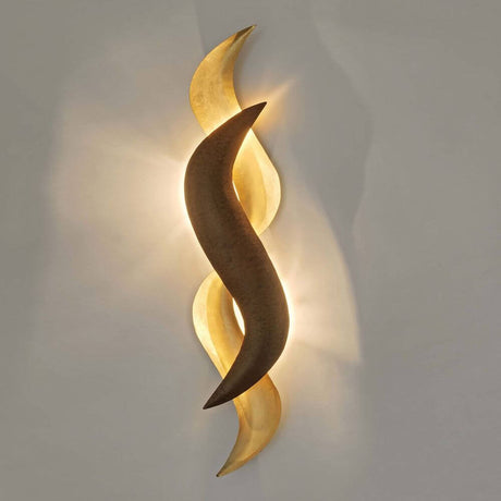 Applique murale à 4 lumières Corallo en fer brun-noir-or au design élégant avec une lumière chaleureuse.