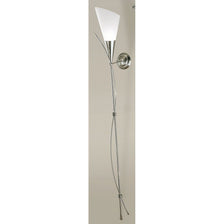 Antorcha grande níquel cepillado de 163 cm en la pared con diseño moderno y aspecto elegante.