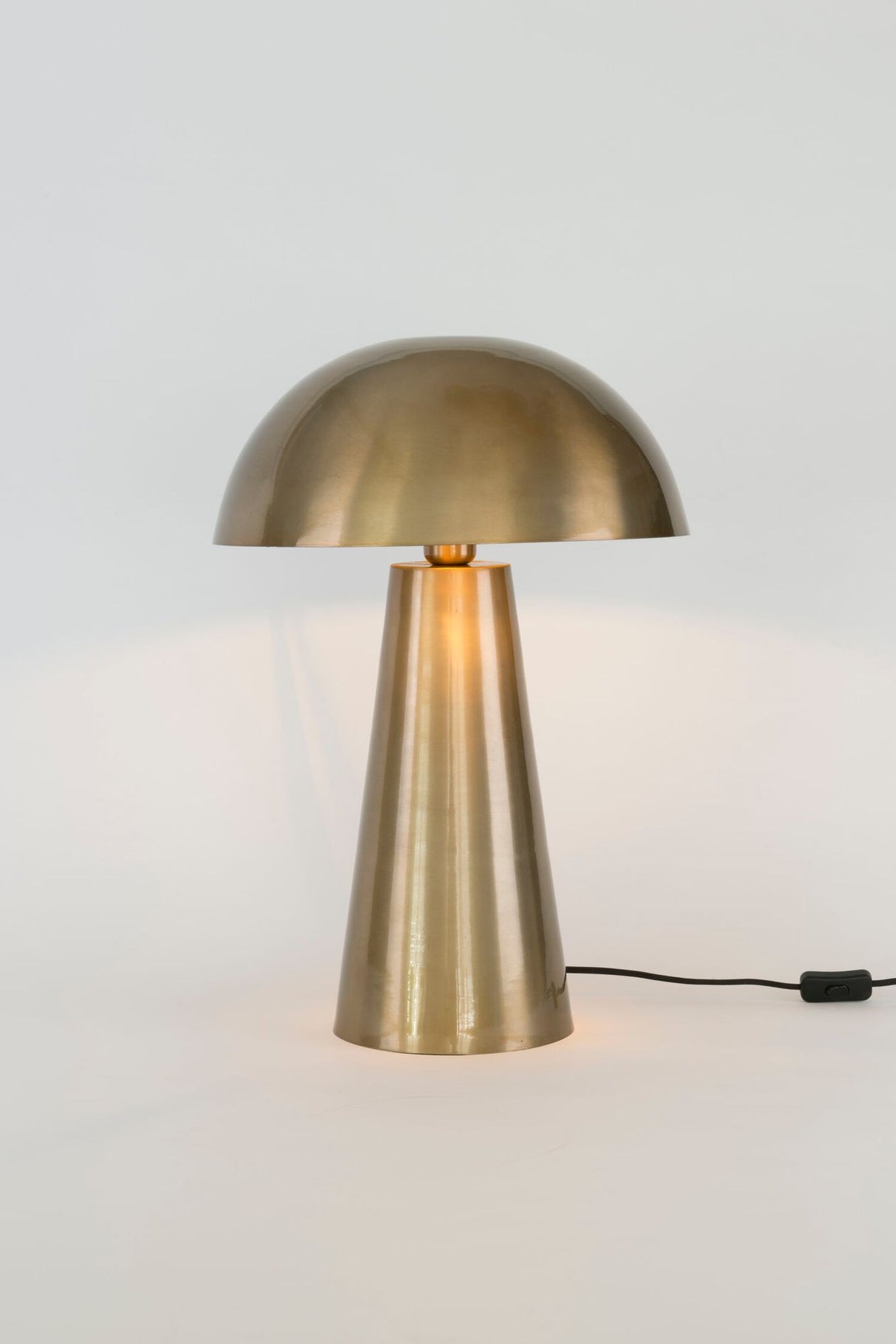 Bordlampe Fungo Grande med rund skærm Ø 40 cm 