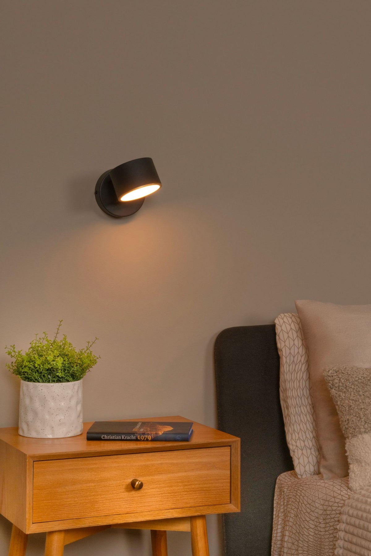 LED-Wandleuchte Gian Touchdimmer Warmweiß 2700K (3)