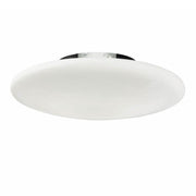 Smarties XL szklana lampa ścienna i sufitowa Ø 60 cm z metalowym chromowanym uchwytem i białym szkłem.