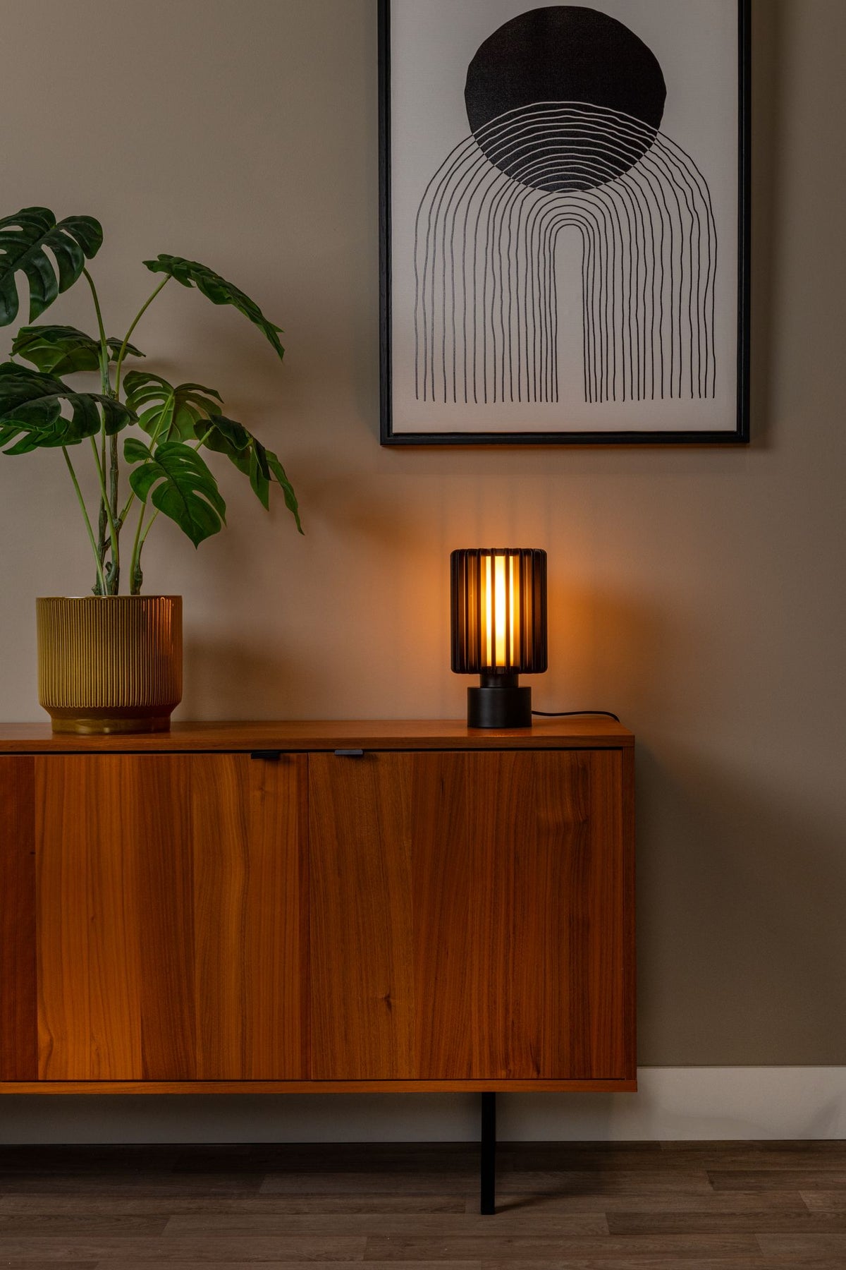 Lampada da tavolo Lambres rotonda in alluminio Ø 15cm (3)