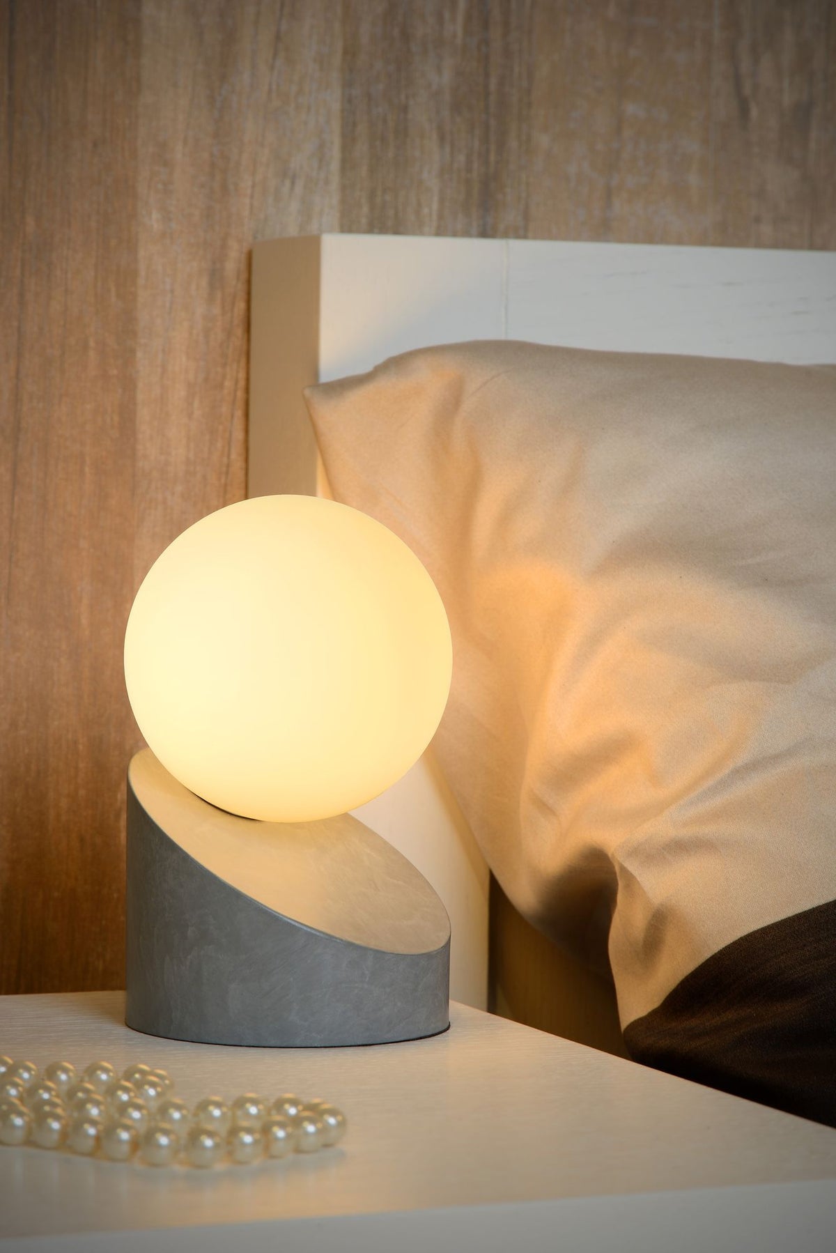 Tischlampe Len mit Schirm aus Glas (4)
