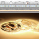 5m LED-Strip 6 W/m Warmweiß IP63 mit 2900K Farbtemperatur und hoher Farbwiedergabe.