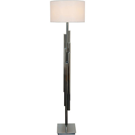 Candeeiro de pé Trimestre em metal cromado prateado com design elegante e abajur branco.