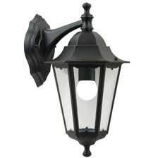 Cardiff buitenwandlamp Zwart van zwart gelakt aluminium met helder glas.