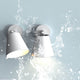 IP S6 Wandleuchte Weiß mit drehbarem Lampenkopf, ideal für Badezimmer und Spiegelmontage.