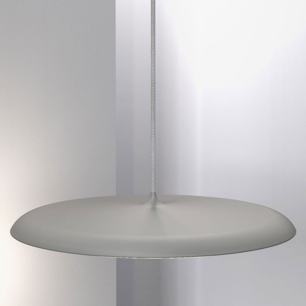 Artist 40 LED Pendelleuchte Grau - stilvolle und effiziente Deckenlampe in Grau für modernes Wohndesign.