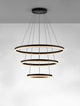 Adria LED Pendelleuchte 3-flammig Ø 80cm mit schwebenden Ringen und modernem Design, ideal für große Räume.